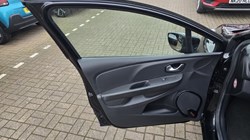 2019 (19) RENAULT CLIO 1.5 dCi 90 Iconic 5dr 5011015