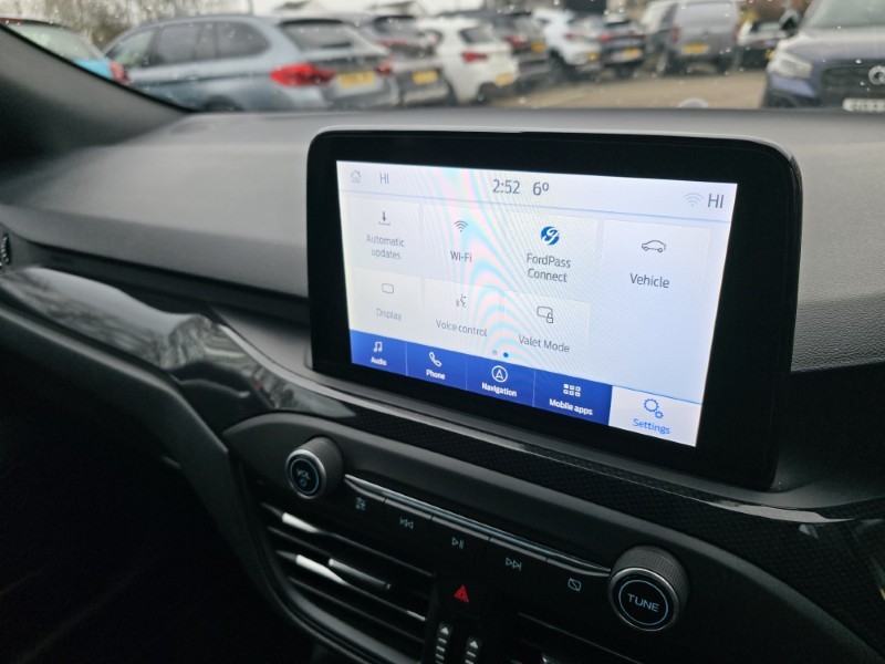 2020 (70) FORD FOCUS 1.5 EcoBlue 120 ST-Line X Edition 5dr 4984697