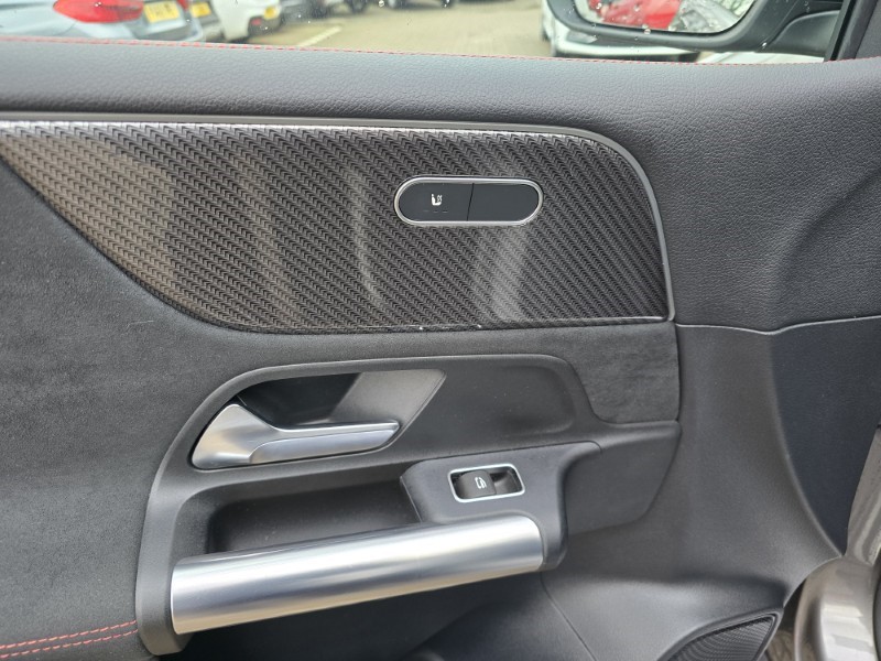 2021 (21) MERCEDES-BENZ B CLASS B200 AMG Line Premium 5dr Auto 4988090