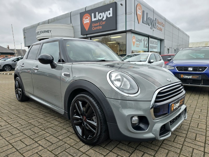 2017 (67) MINI HATCHBACK 1.5 Cooper 5dr