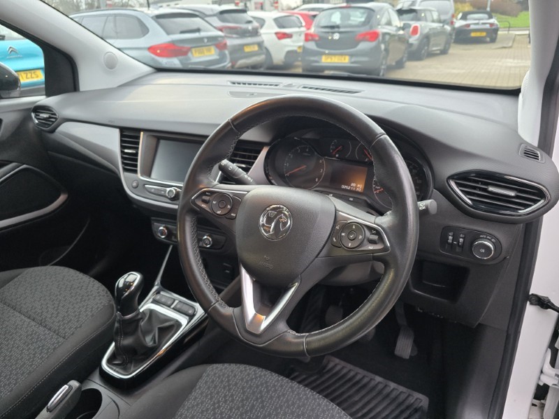 2022 (71) VAUXHALL CROSSLAND 1.2 SE Edition 5dr 4990346
