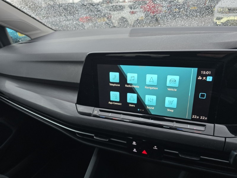 2020 (70) VOLKSWAGEN GOLF 1.5 TSI Style 5dr 4981087