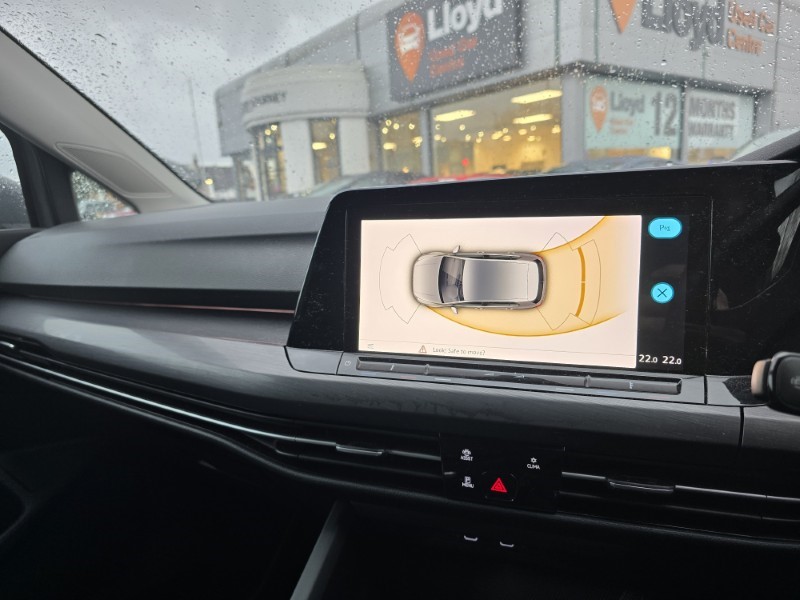 2020 (70) VOLKSWAGEN GOLF 1.5 TSI Style 5dr 4981053