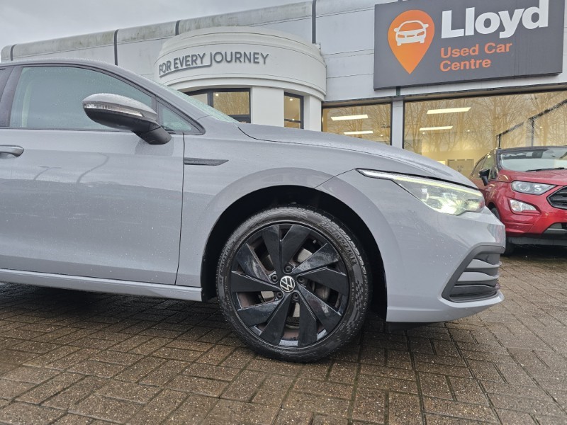 2020 (70) VOLKSWAGEN GOLF 1.5 TSI Style 5dr 4981045