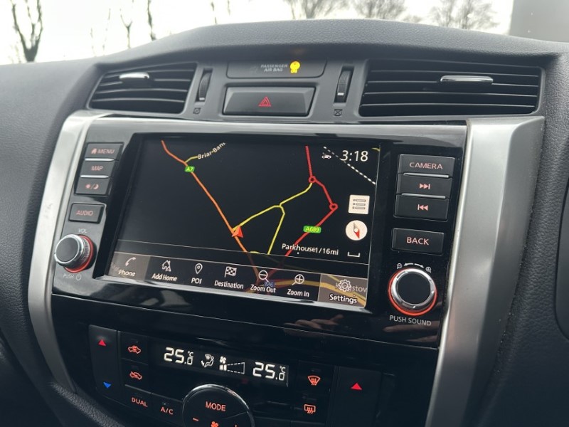 2021 (21) NISSAN COMMERCIAL NAVARA Double Cab Pick Up Tekna 2.3dCi 190 TT 4WD 4993783