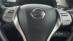 2021 (21) NISSAN COMMERCIAL NAVARA Double Cab Pick Up Tekna 2.3dCi 190 TT 4WD 4993779