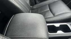 2021 (21) NISSAN COMMERCIAL NAVARA Double Cab Pick Up Tekna 2.3dCi 190 TT 4WD 4993786