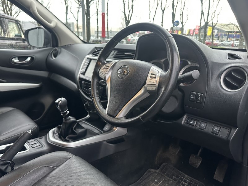 2021 (21) NISSAN COMMERCIAL NAVARA Double Cab Pick Up Tekna 2.3dCi 190 TT 4WD 4993778