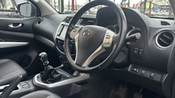 2021 (21) NISSAN COMMERCIAL NAVARA Double Cab Pick Up Tekna 2.3dCi 190 TT 4WD 4993778