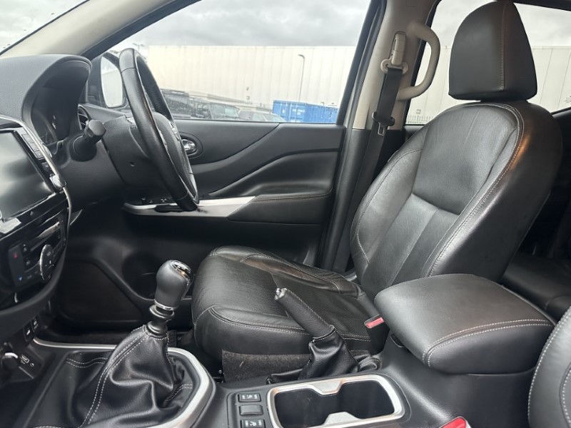 2021 (21) NISSAN COMMERCIAL NAVARA Double Cab Pick Up Tekna 2.3dCi 190 TT 4WD 4993774
