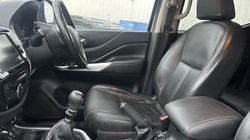 2021 (21) NISSAN COMMERCIAL NAVARA Double Cab Pick Up Tekna 2.3dCi 190 TT 4WD 4993774