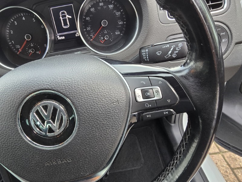 2017 (17) VOLKSWAGEN POLO 1.0 Match Edition 5dr 4983988