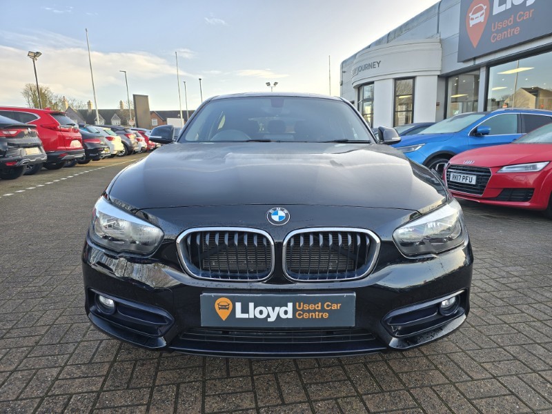 2017 (17) BMW 1 SERIES 116d Sport 5dr [Nav] 4996910