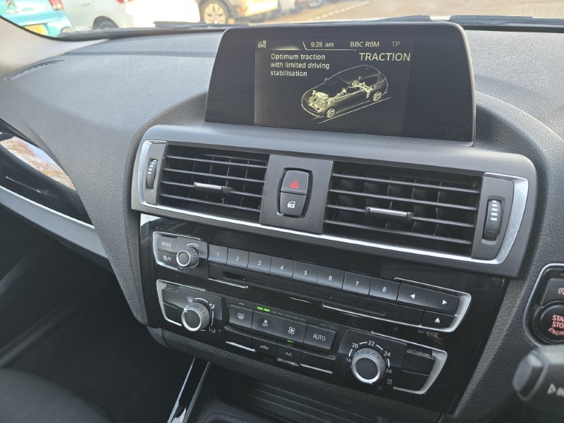 2017 (17) BMW 1 SERIES 116d Sport 5dr [Nav] 4996944