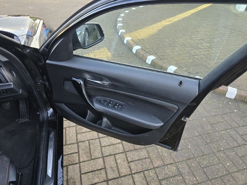 2017 (17) BMW 1 SERIES 116d Sport 5dr [Nav] 4996929