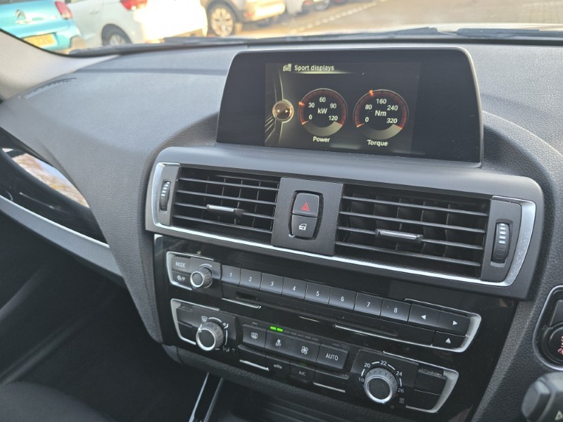 2017 (17) BMW 1 SERIES 116d Sport 5dr [Nav] 4996945