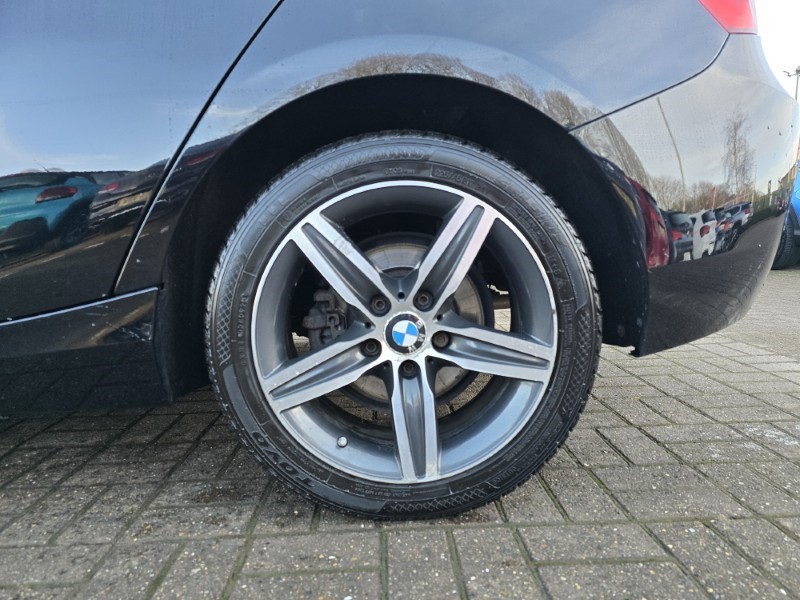 2017 (17) BMW 1 SERIES 116d Sport 5dr [Nav] 4996919