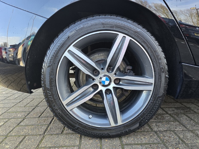 2017 (17) BMW 1 SERIES 116d Sport 5dr [Nav] 4996905