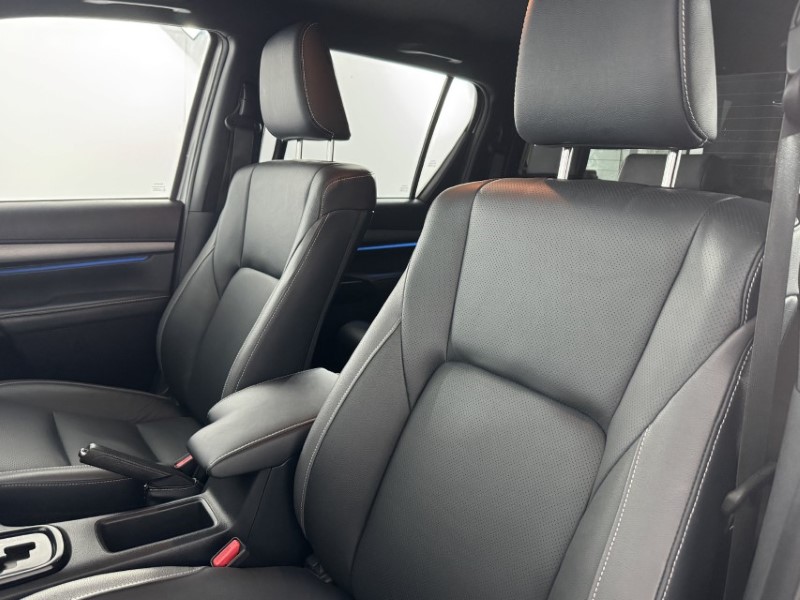 2024 (73) TOYOTA COMMERCIAL HILUX Invincible X D/Cab Pick Up 2.8 D-4D Auto 5322141