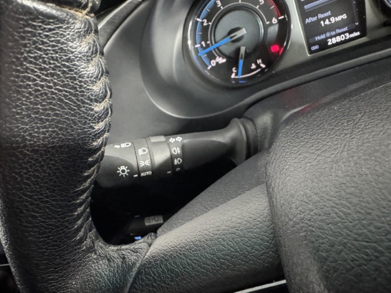 2024 (73) TOYOTA COMMERCIAL HILUX Invincible X D/Cab Pick Up 2.8 D-4D Auto 5322088