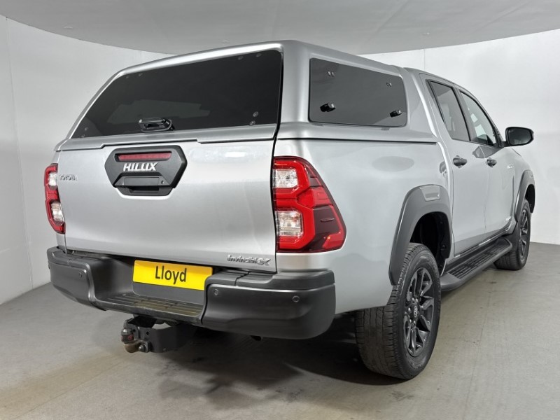 2024 (73) TOYOTA COMMERCIAL HILUX Invincible X D/Cab Pick Up 2.8 D-4D Auto 5322165
