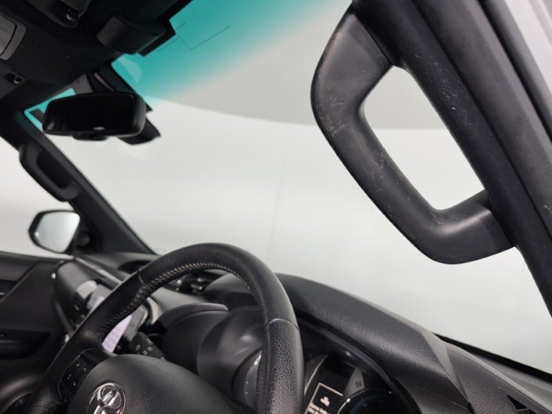 2024 (73) TOYOTA COMMERCIAL HILUX Invincible X D/Cab Pick Up 2.8 D-4D Auto 5322115