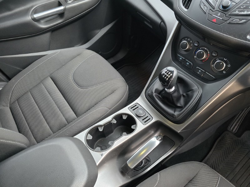 2016 (16) FORD KUGA 2.0 TDCi 150 Zetec 5dr 5007237