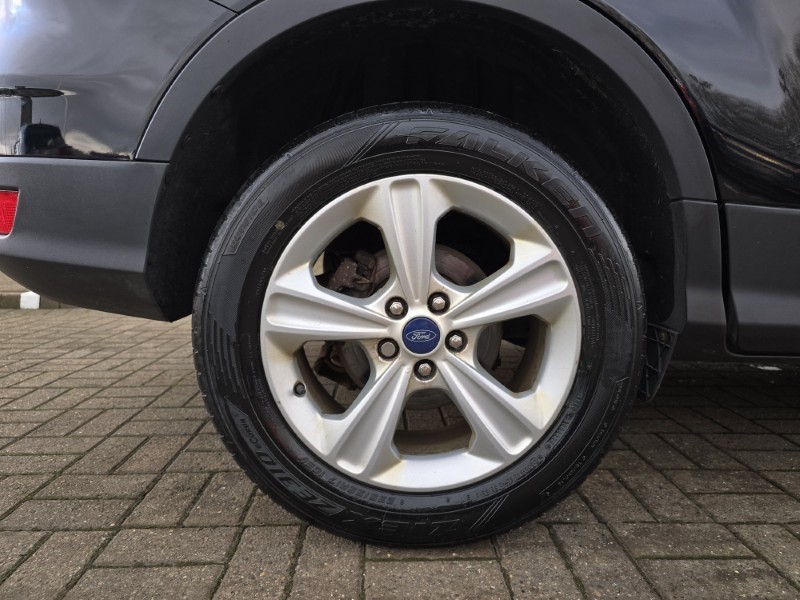 2016 (16) FORD KUGA 2.0 TDCi 150 Zetec 5dr 5007206