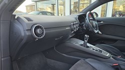 2017 (17) AUDI TT 1.8T FSI Sport 2dr 4996359