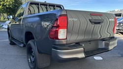 2025 (75) TOYOTA COMMERCIAL HILUX Active Extra Cab Pick Up 2.8 D-4D 1