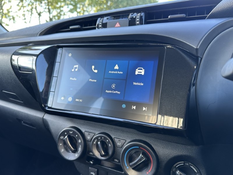 2025 (75) TOYOTA COMMERCIAL HILUX Active Extra Cab Pick Up 2.8 D-4D 5009561