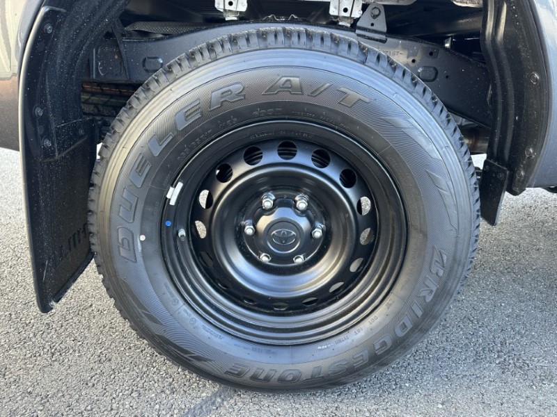 2025 (75) TOYOTA COMMERCIAL HILUX Active Extra Cab Pick Up 2.8 D-4D 5009543