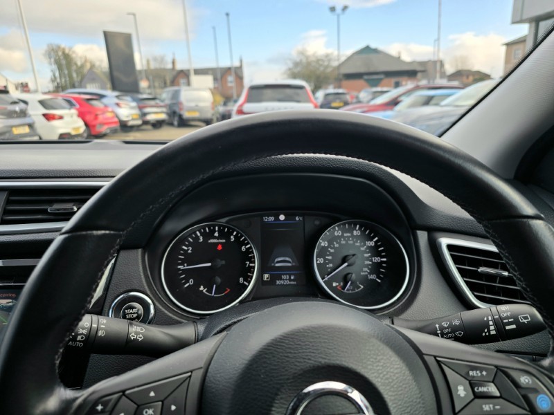 2020 (20) NISSAN QASHQAI 1.3 DiG-T 160 Tekna 5dr DCT 5005346