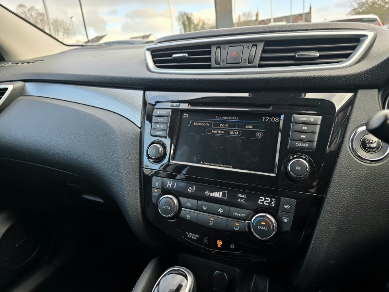 2020 (20) NISSAN QASHQAI 1.3 DiG-T 160 Tekna 5dr DCT 5005342