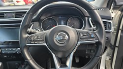 2020 (20) NISSAN QASHQAI 1.3 DiG-T 160 Tekna 5dr DCT 5005336