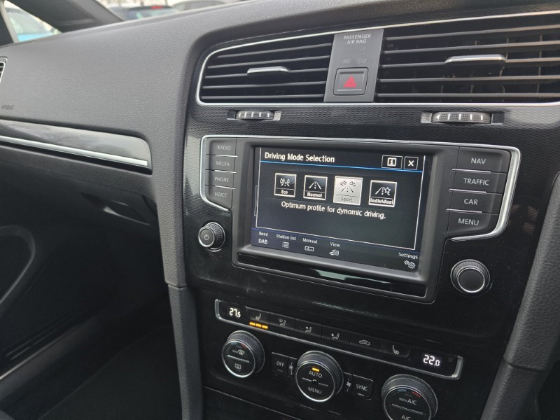 2017 (66) VOLKSWAGEN GOLF 2.0 TDI GTD 3dr 5005600