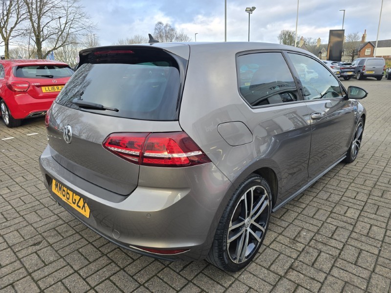 2017 (66) VOLKSWAGEN GOLF 2.0 TDI GTD 3dr 5005555