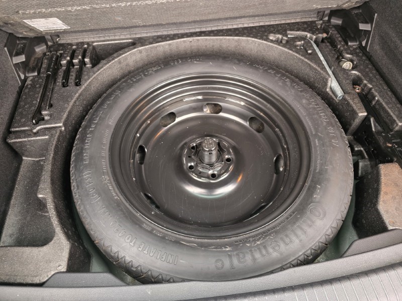 2017 (17) VOLKSWAGEN TIGUAN 2.0 TDi 150 4Motion SE Nav 5dr DSG 5046978