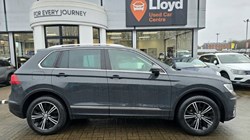 2017 (17) VOLKSWAGEN TIGUAN 2.0 TDi 150 4Motion SE Nav 5dr DSG 5046955