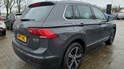 2017 (17) VOLKSWAGEN TIGUAN 2.0 TDi 150 4Motion SE Nav 5dr DSG 5046968
