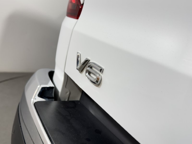 2024 (74) VOLKSWAGEN COMMERCIAL AMAROK D/Cab Pick Up Aventura 3.0 V6 TDI 240 4M Auto 5016435