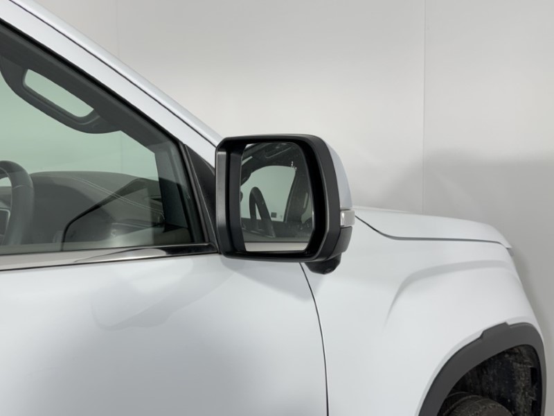 2024 (74) VOLKSWAGEN COMMERCIAL AMAROK D/Cab Pick Up Aventura 3.0 V6 TDI 240 4M Auto 5016442