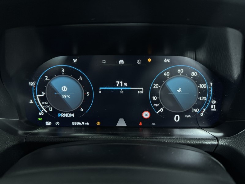 2024 (74) VOLKSWAGEN COMMERCIAL AMAROK D/Cab Pick Up Aventura 3.0 V6 TDI 240 4M Auto 5016404