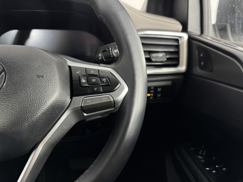 2024 (74) VOLKSWAGEN COMMERCIAL AMAROK D/Cab Pick Up Aventura 3.0 V6 TDI 240 4M Auto 5016416