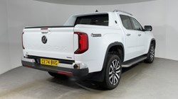 2024 (74) VOLKSWAGEN COMMERCIAL AMAROK D/Cab Pick Up Aventura 3.0 V6 TDI 240 4M Auto 5016465