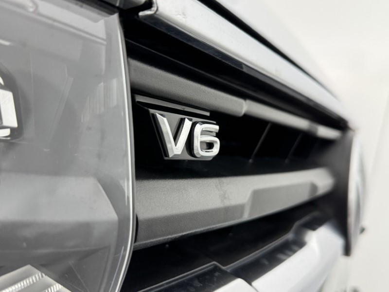 2024 (74) VOLKSWAGEN COMMERCIAL AMAROK D/Cab Pick Up Aventura 3.0 V6 TDI 240 4M Auto 5016446