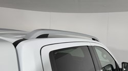 2024 (74) VOLKSWAGEN COMMERCIAL AMAROK D/Cab Pick Up Aventura 3.0 V6 TDI 240 4M Auto 5016441