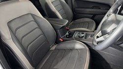 2024 (74) VOLKSWAGEN COMMERCIAL AMAROK D/Cab Pick Up Aventura 3.0 V6 TDI 240 4M Auto 5016425