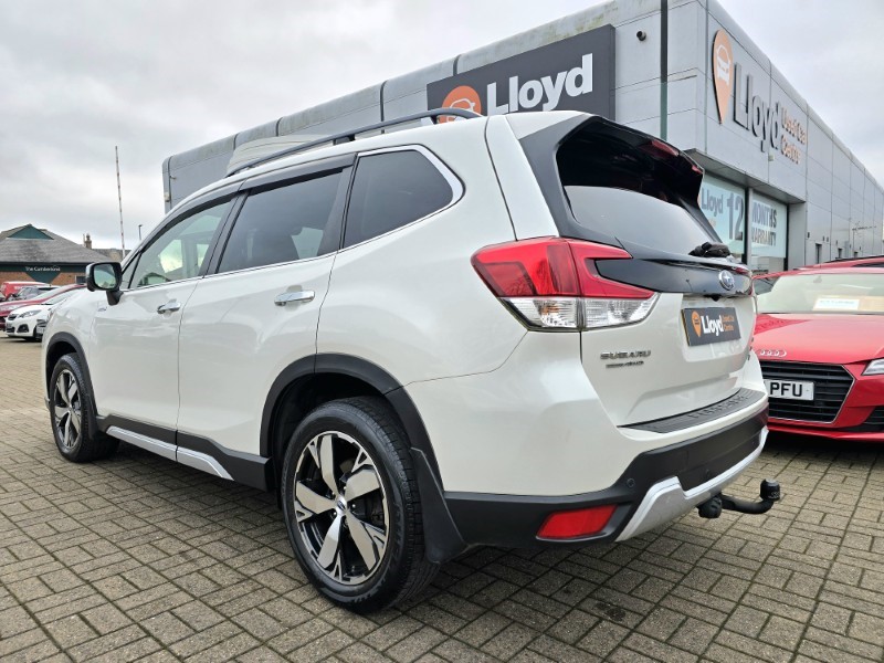2021 (21) SUBARU FORESTER 2.0i e-Boxer XE Premium 5dr Lineartronic 5017641