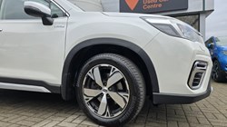 2021 (21) SUBARU FORESTER 2.0i e-Boxer XE Premium 5dr Lineartronic 5017630